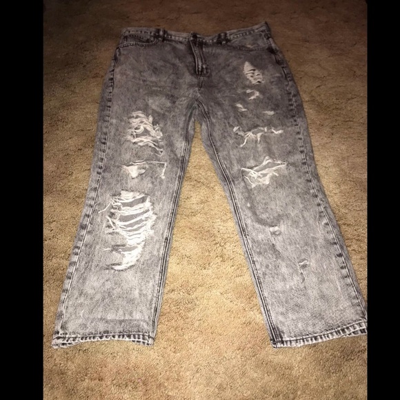 American Eagle Jean - Picture 3 of 6